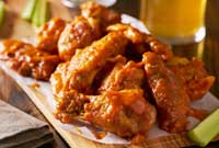 Hot wings with spicy chile pepper sauce